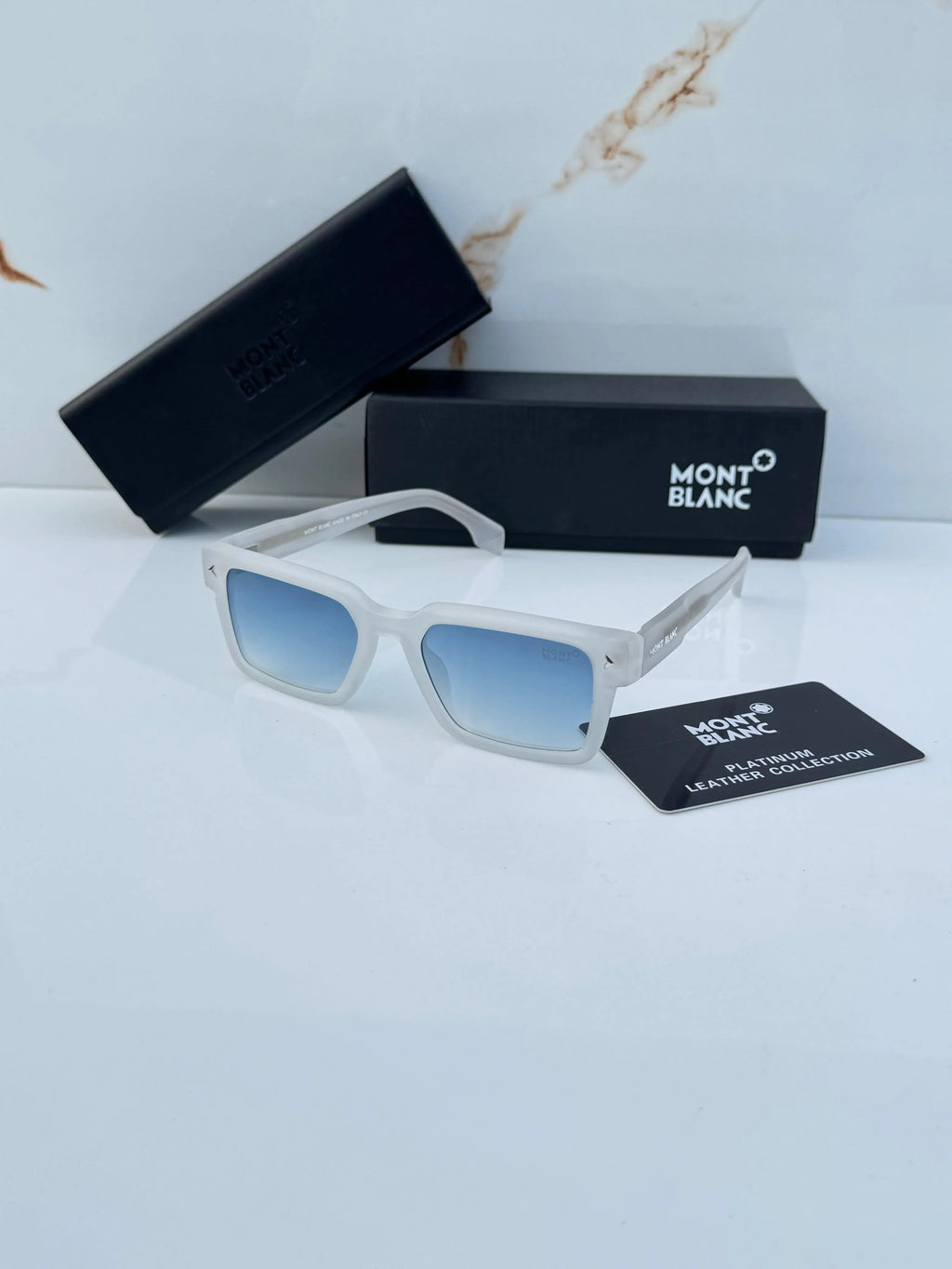 Mont_blanc_335_white_blue