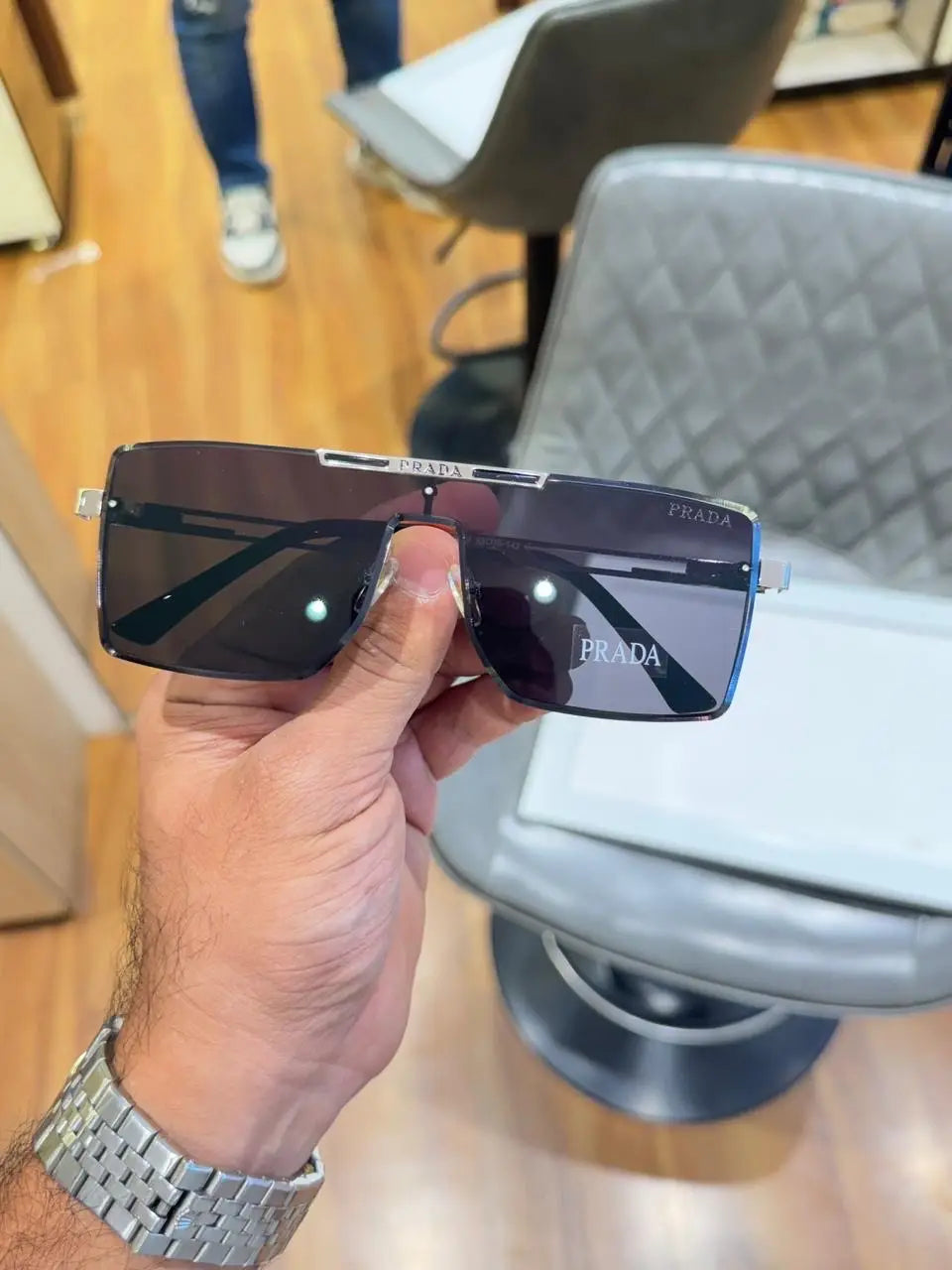 Prada_24029_silver_black