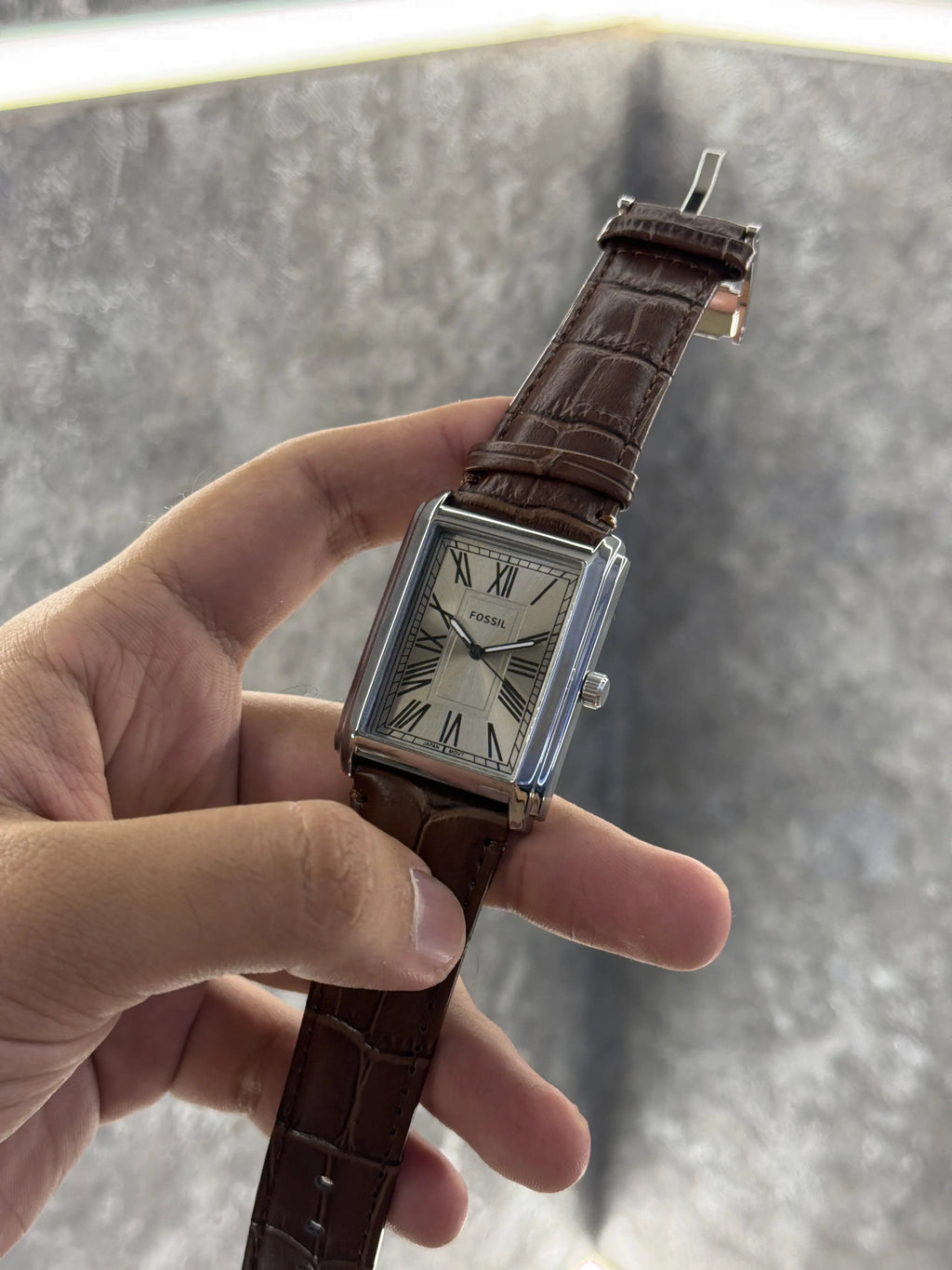 Fossil Tank Luxury Old Money Fashion