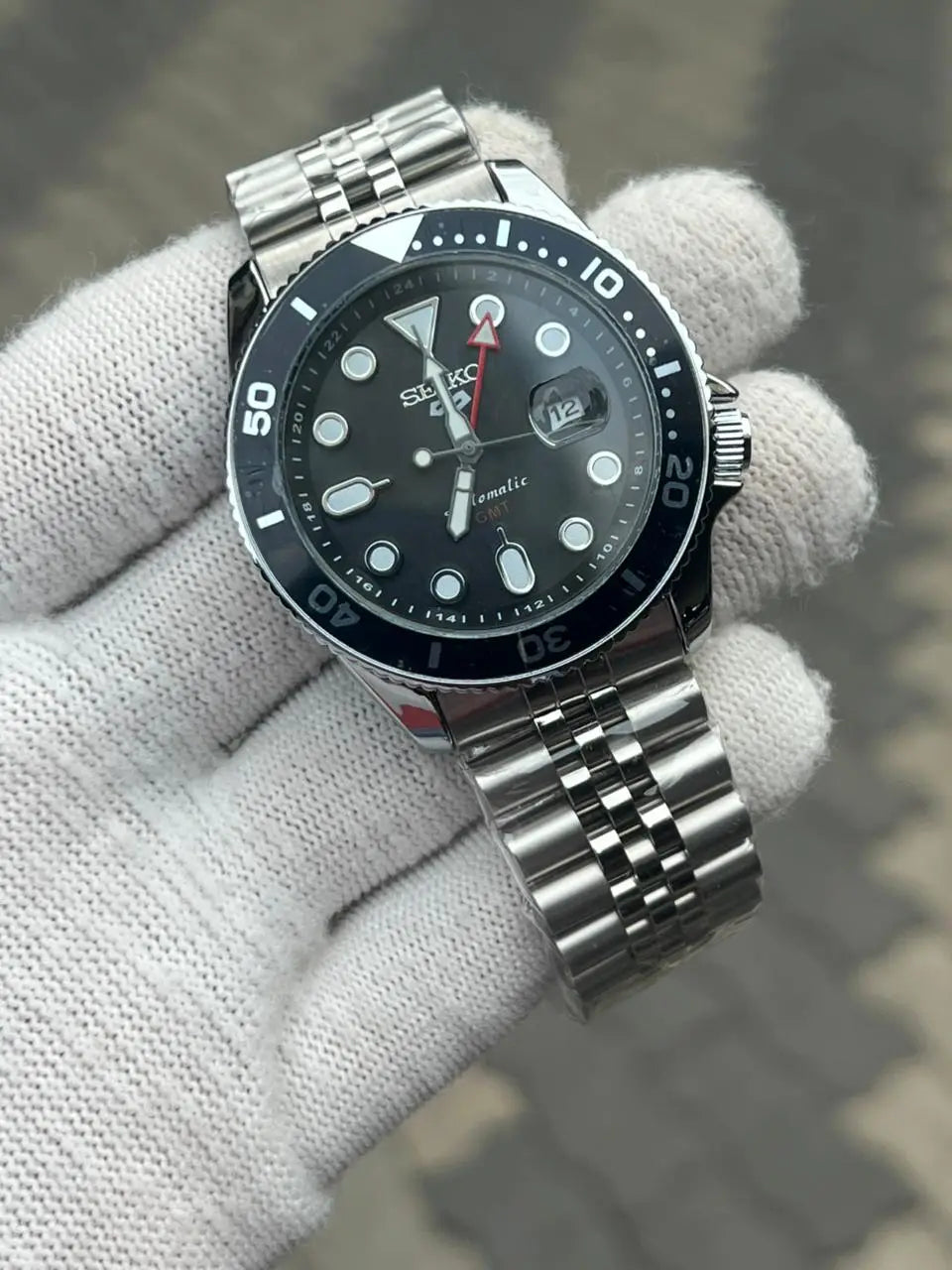 Seik_o Gmt Sports Quartz Back Open 4 Niddle Swift Movement Black