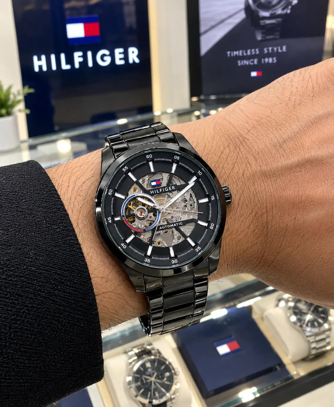 Tomm_y Hilfige_r Automatic 210