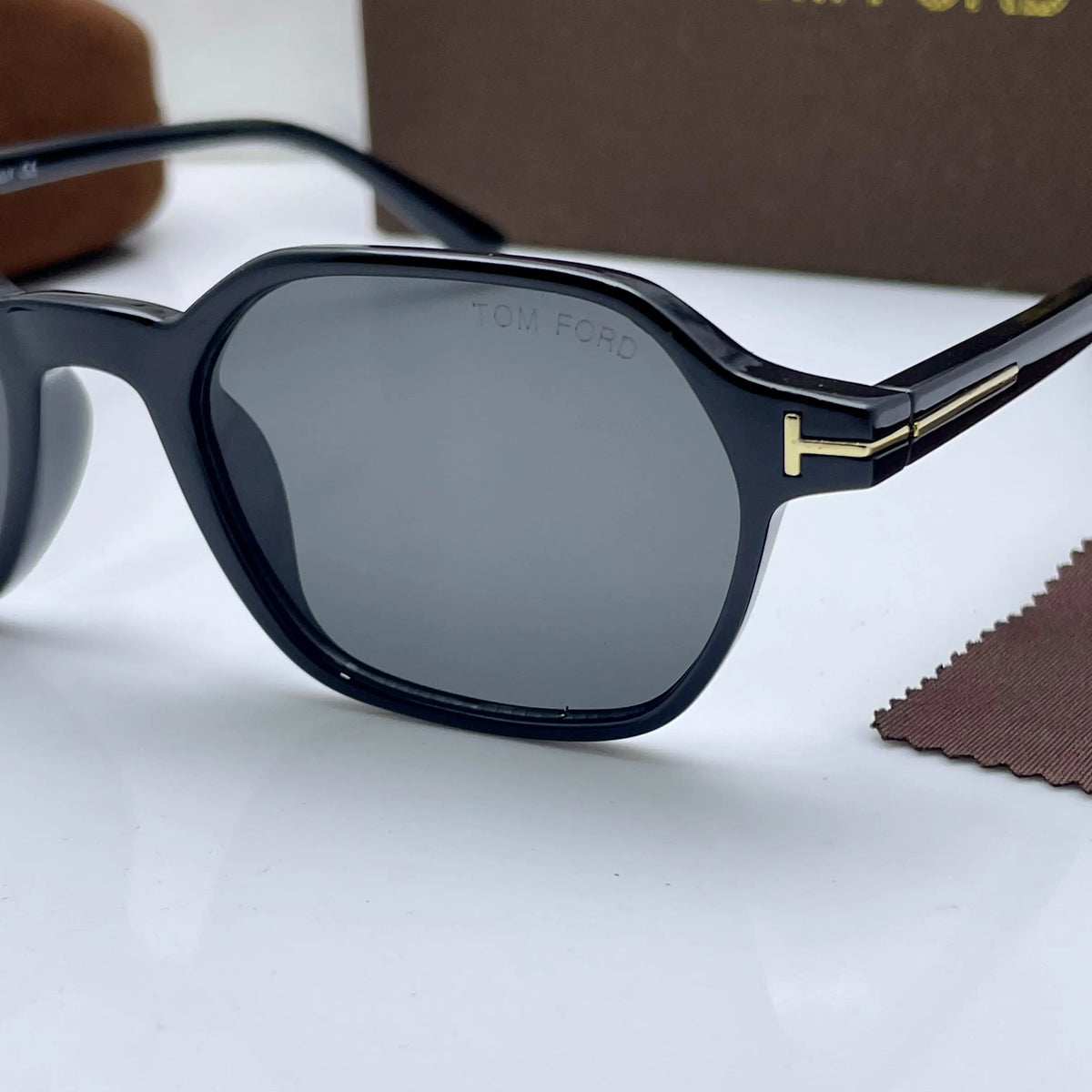 Tomford 6633 full black 