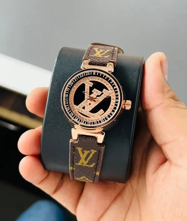 LOIUS VUTTON WATCH FOR HER 1027