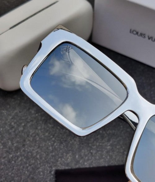 LOUIS VUITTON SUNGLAS
