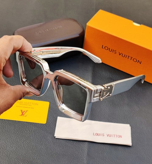 LOUIS VUITTON SUNGLAS