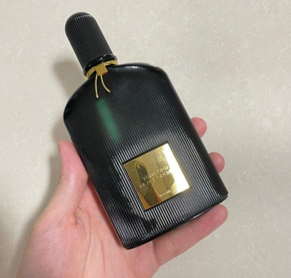 TOMFOR_D BLACK ORCHID