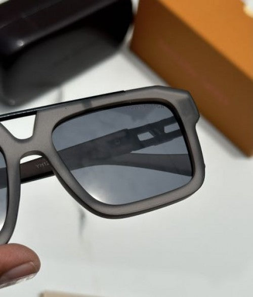 LOUIS VUITTON SUNGLAS