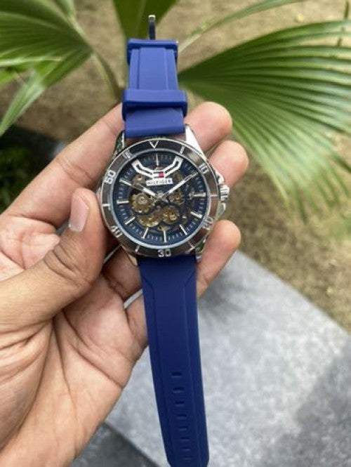 Tommy Hilfiger auto