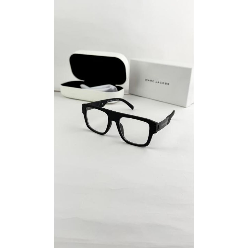 Marc Jacobs black plano 1004
