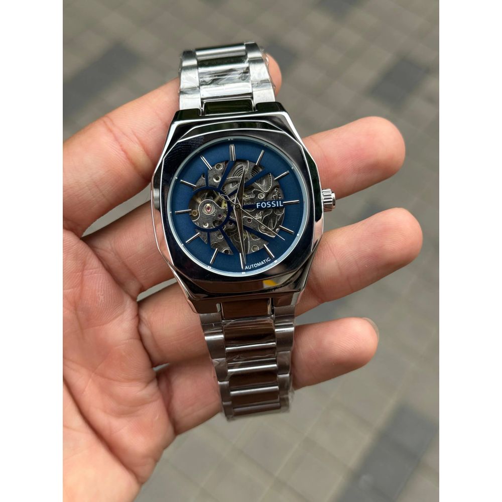 Fossil Skeleton Square Open Machine