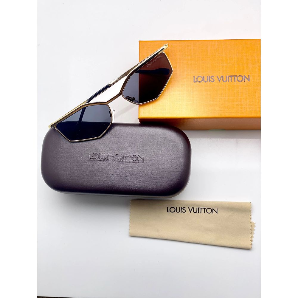 Louis Vuitton 3224 gold black