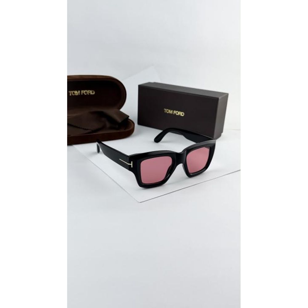 Tomfor_black_red-184-23