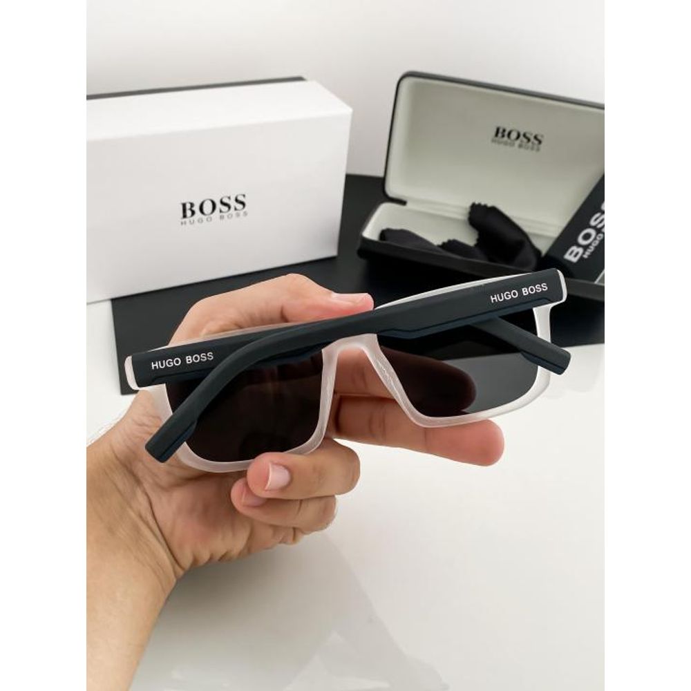 Boss white black 0291