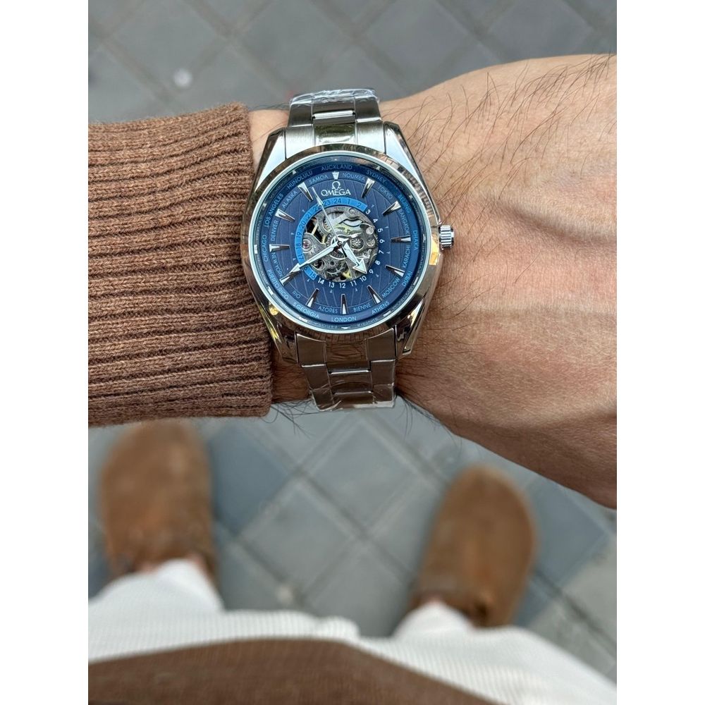 Omeg a Sea Master Aqua Terra World Timer Automatic Silver Blue Stainless Steel