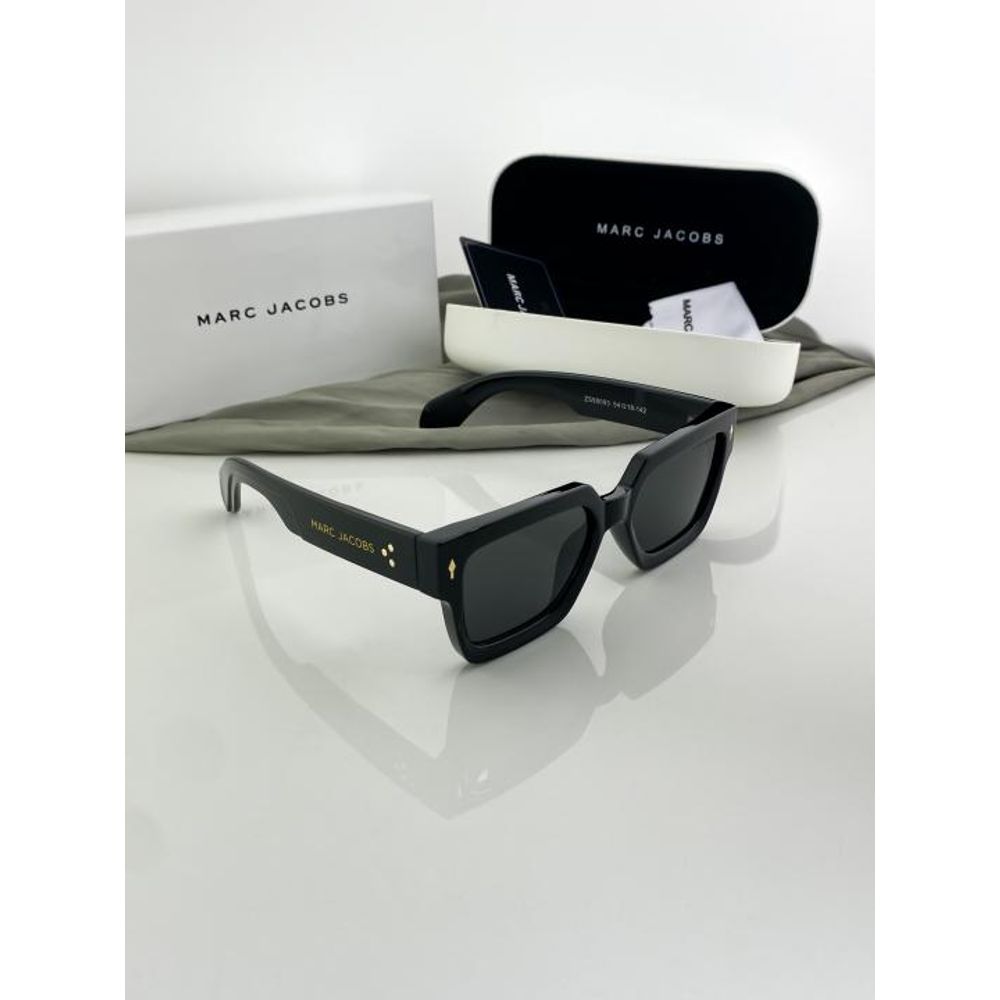 MARC JACOBS BLACK 98093-56