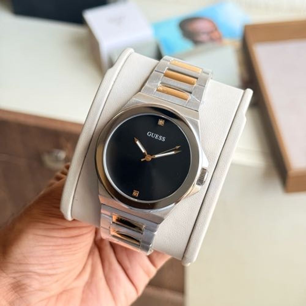 Discounted Unit Authentic Grade Guess GW0833G3