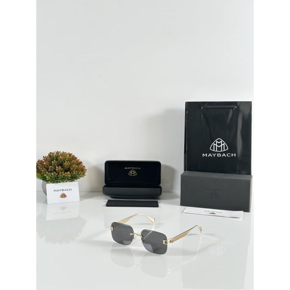 Maybach 1018 Gold Black