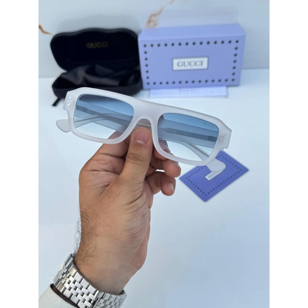 Gucci_336_white_blue