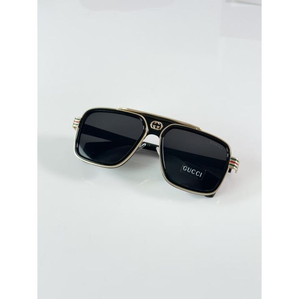 Guchi_1295_Gold_Black