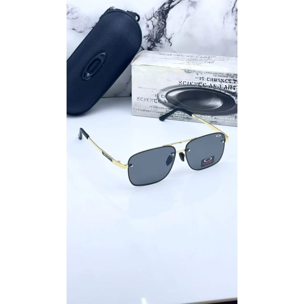 Oakley 8919 gold black