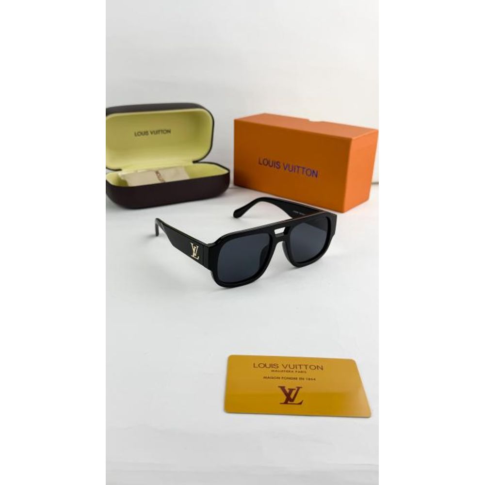 Loius vutton_black_gold_6007