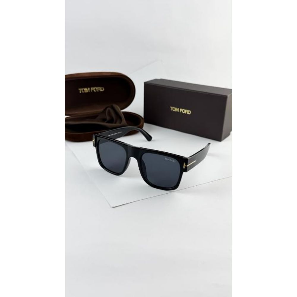 TOMFOR_BLACK_1288