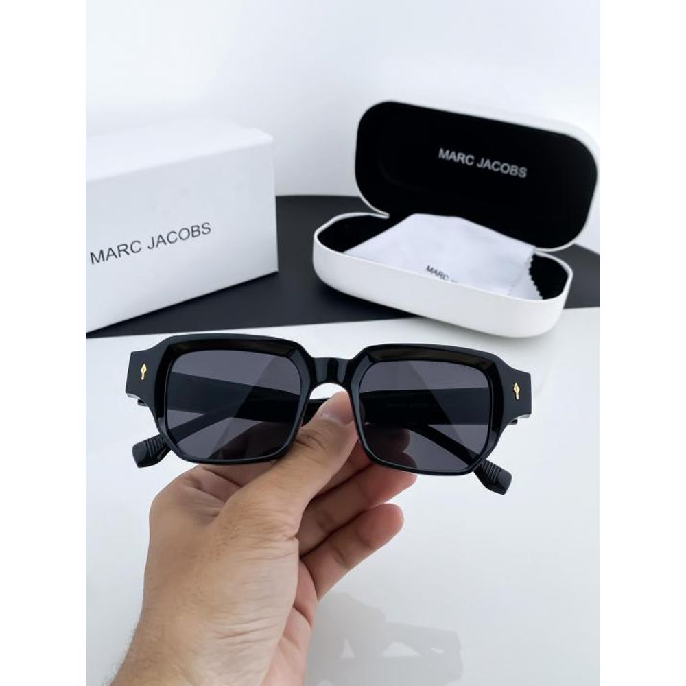 Marc Jacobs Black 11-10-99