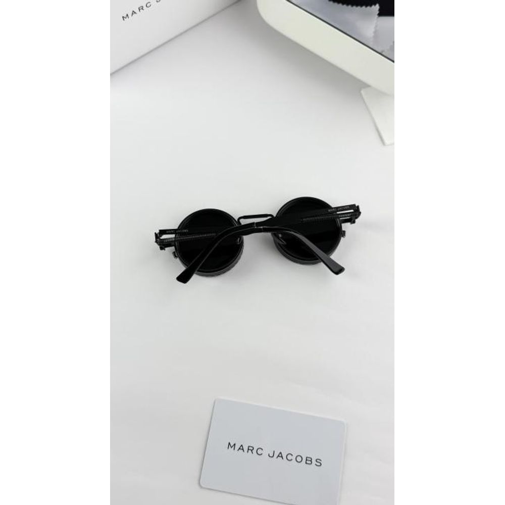 MARC JACOBS 777 BLACK97
