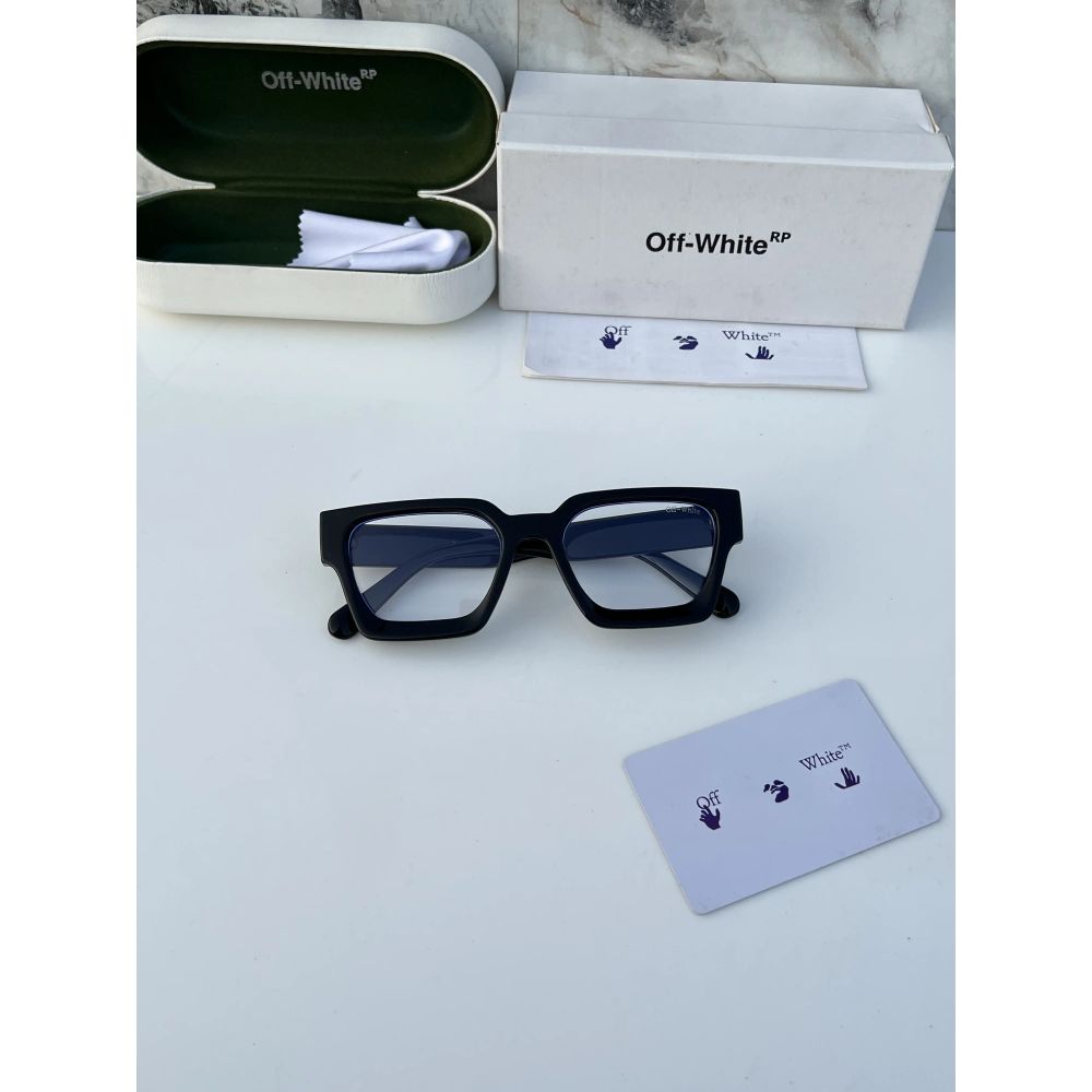 Off_white_black_plano