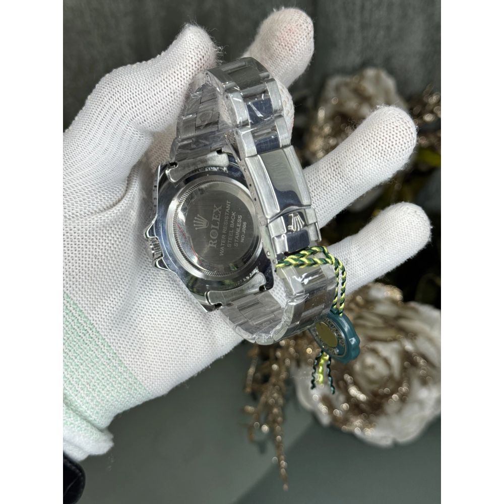 Role x Submariner Silver Red Premium Quartz Watch