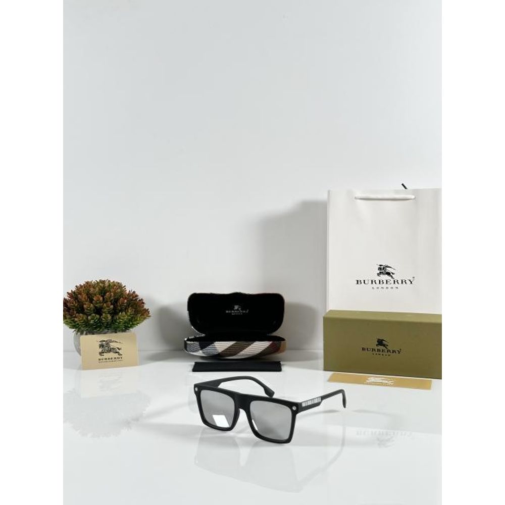 Burberr 8769 Black Silver Mercury