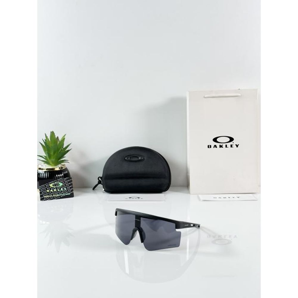 Oak 2306 Black