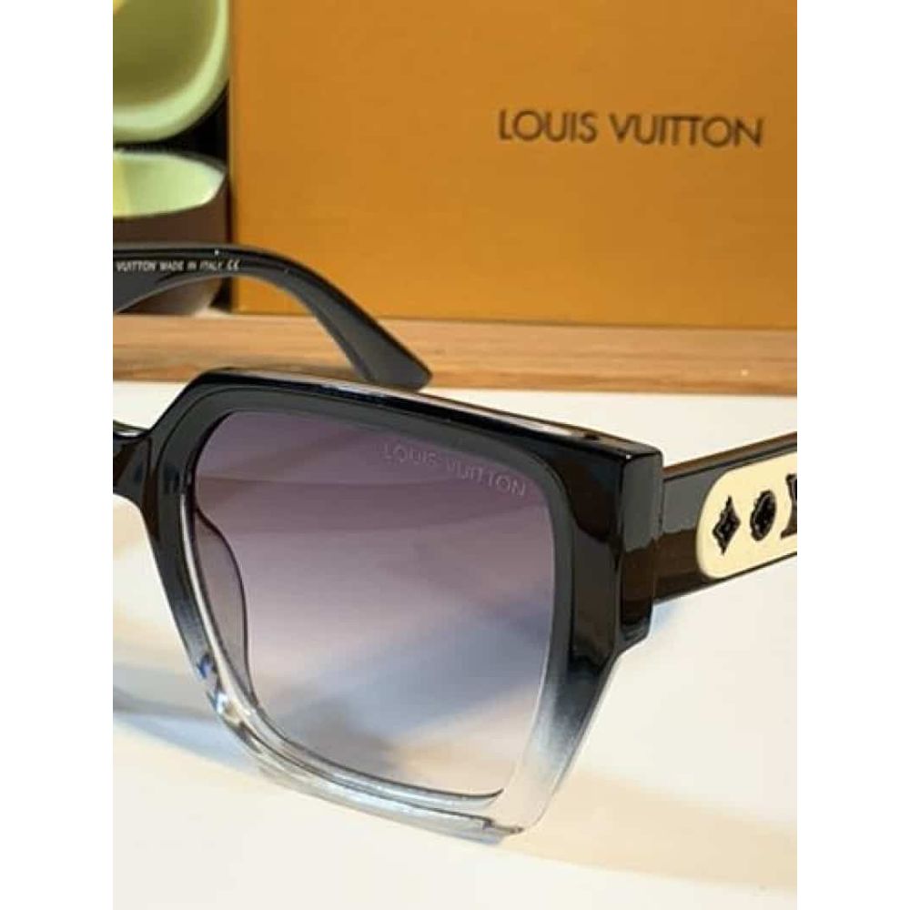 Louis vuitton 1336 black white