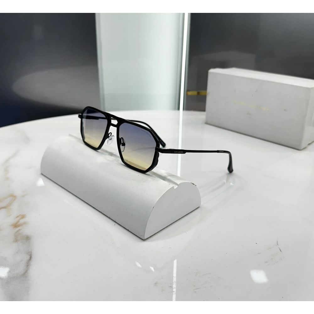 Marc Jacobs Black Multi Premium Shades 545