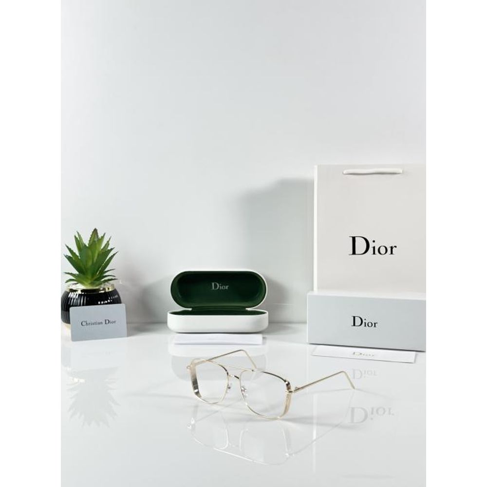 CD 8287 Gold Frame