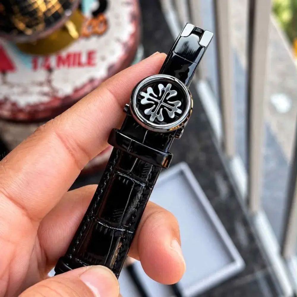 PATEK PHILIPE_CRONOGRAPH_BLACK