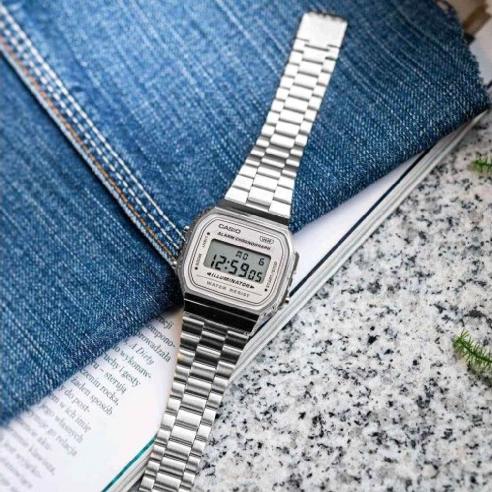 Casio vintage All silver F1262