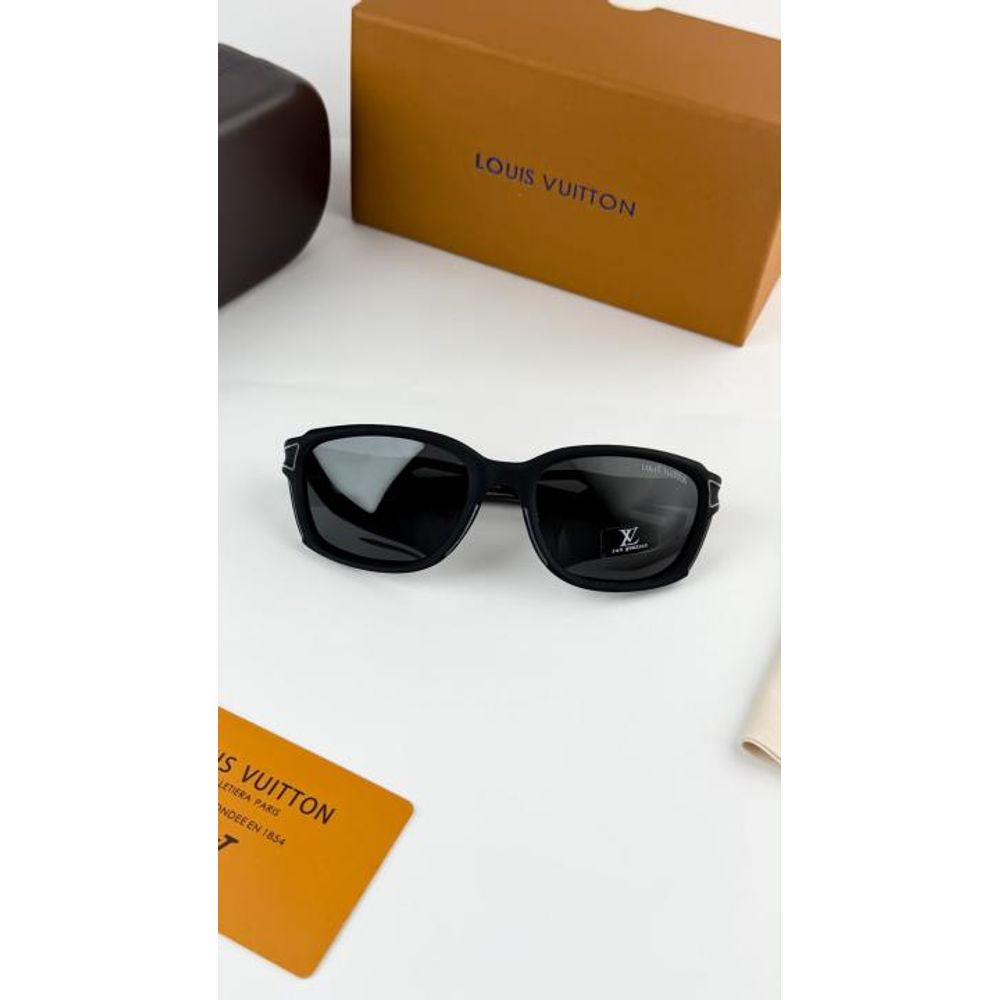 Loui_vuitton_black_2704-52