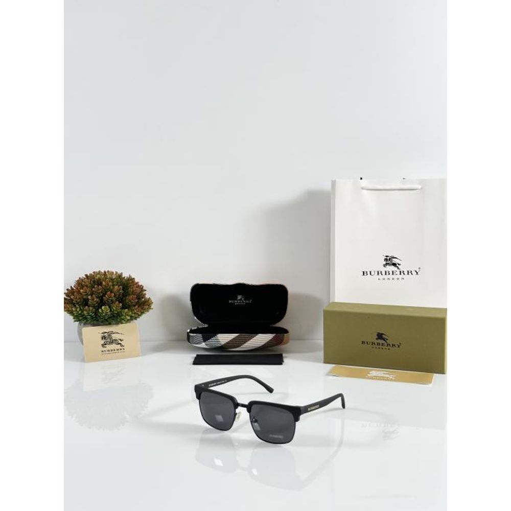 BB 2821 Black
