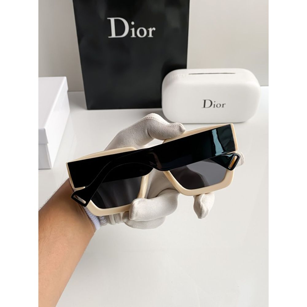Diior_6037