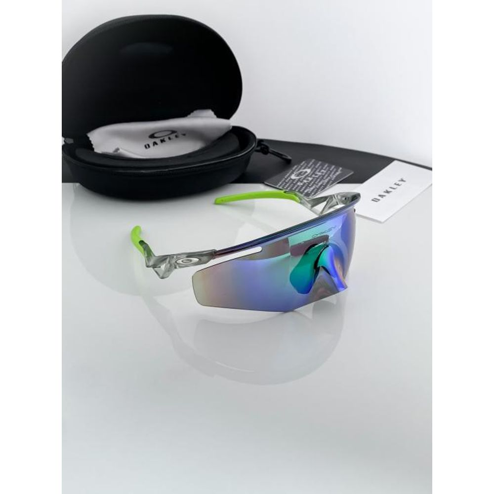 Oakle_parrot_bule_88