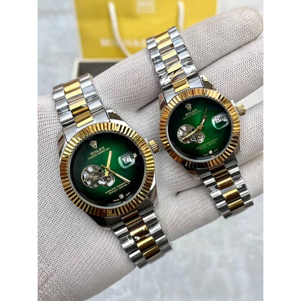 Role_ex Oyster Date Couple