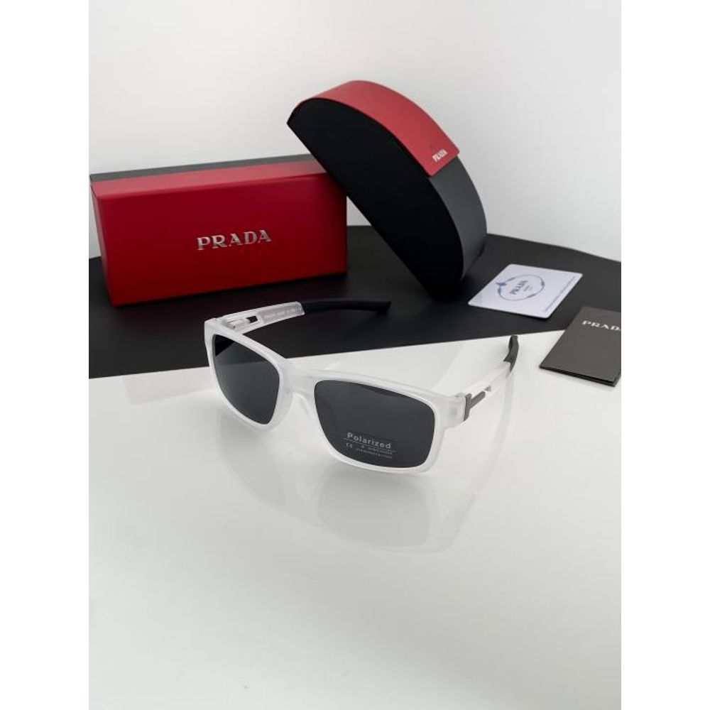 Prad_white_black_9915