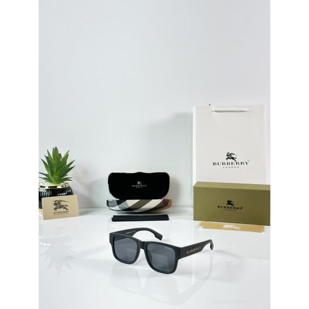 Burberr 4358 Black Multi