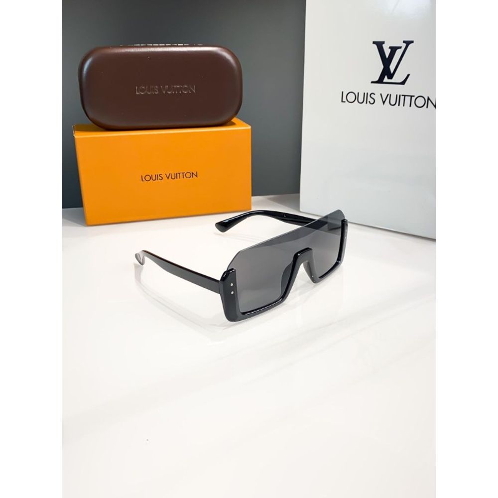 Loius Vutton_Black_ 3001
