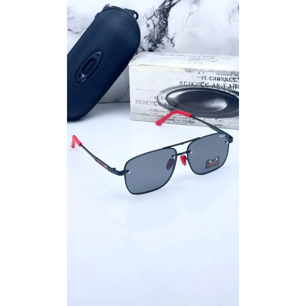 Oakley 8919 black red