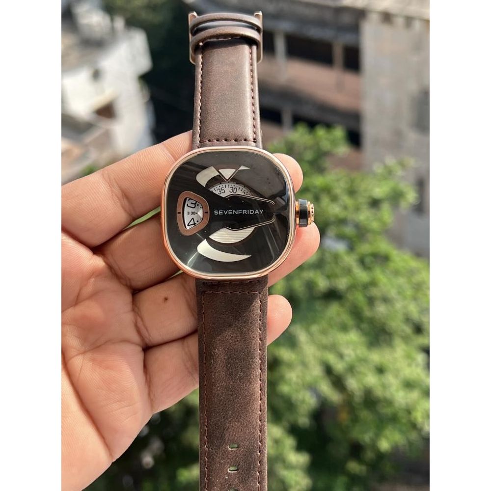 SEVEN FRIDAY ULTRA PREMIUM WATCH