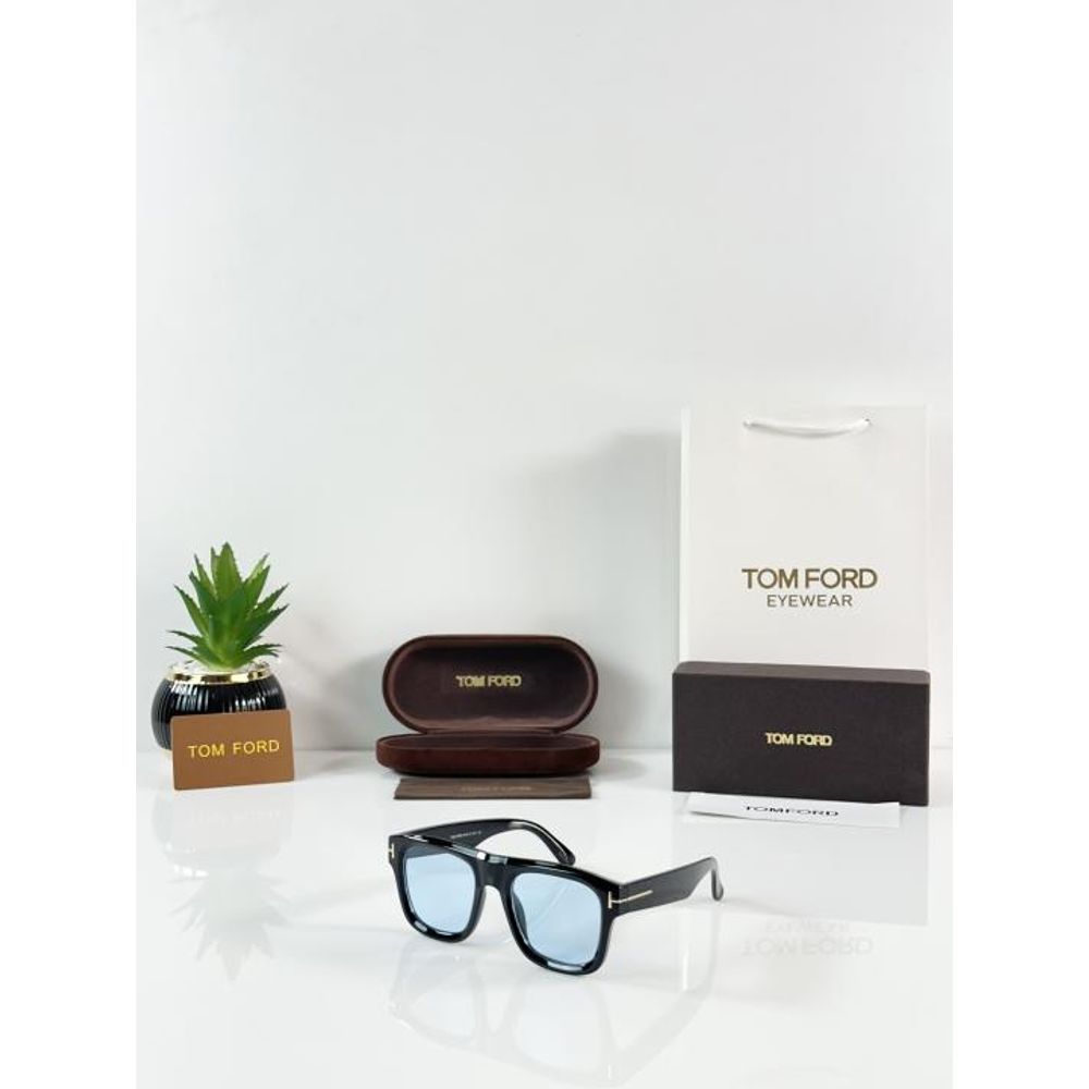 Tomfor 259 Black Blue