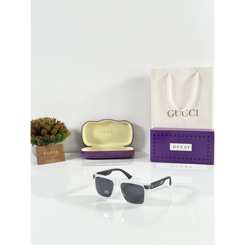GG 534 Ice Black