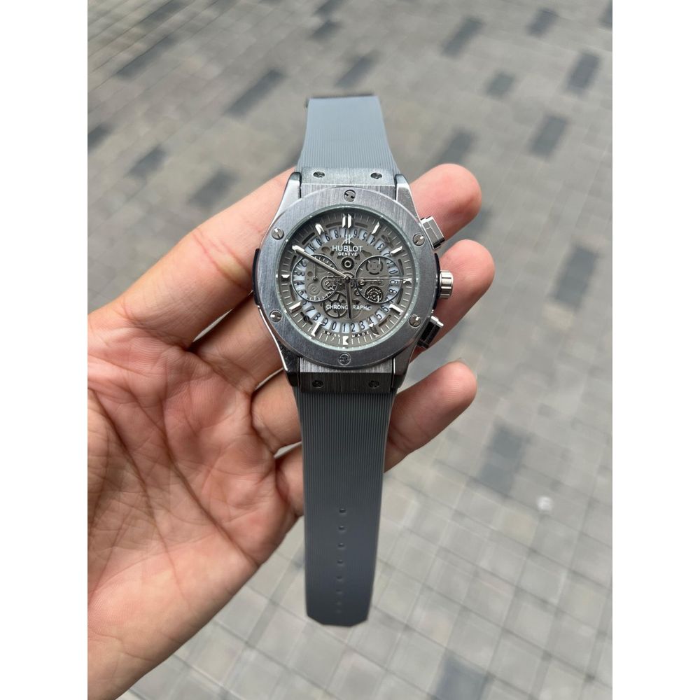 Hublo t Calendar Chronograph Grey Silicon